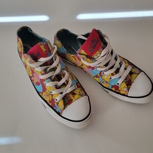 Retro Lisa Simpson Unisex Converse